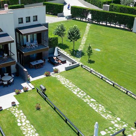 Heaven Luxury Villa Nea Roda Dış mekan fotoğraf
