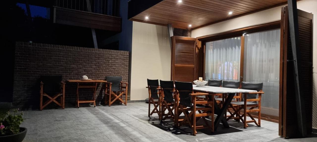 Heaven Luxury Villa Nea Roda Dış mekan fotoğraf