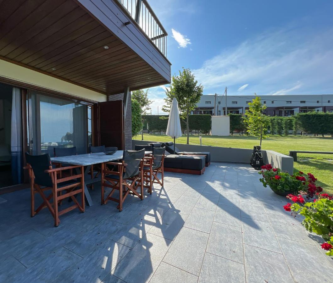 Heaven Luxury Villa Nea Roda Dış mekan fotoğraf