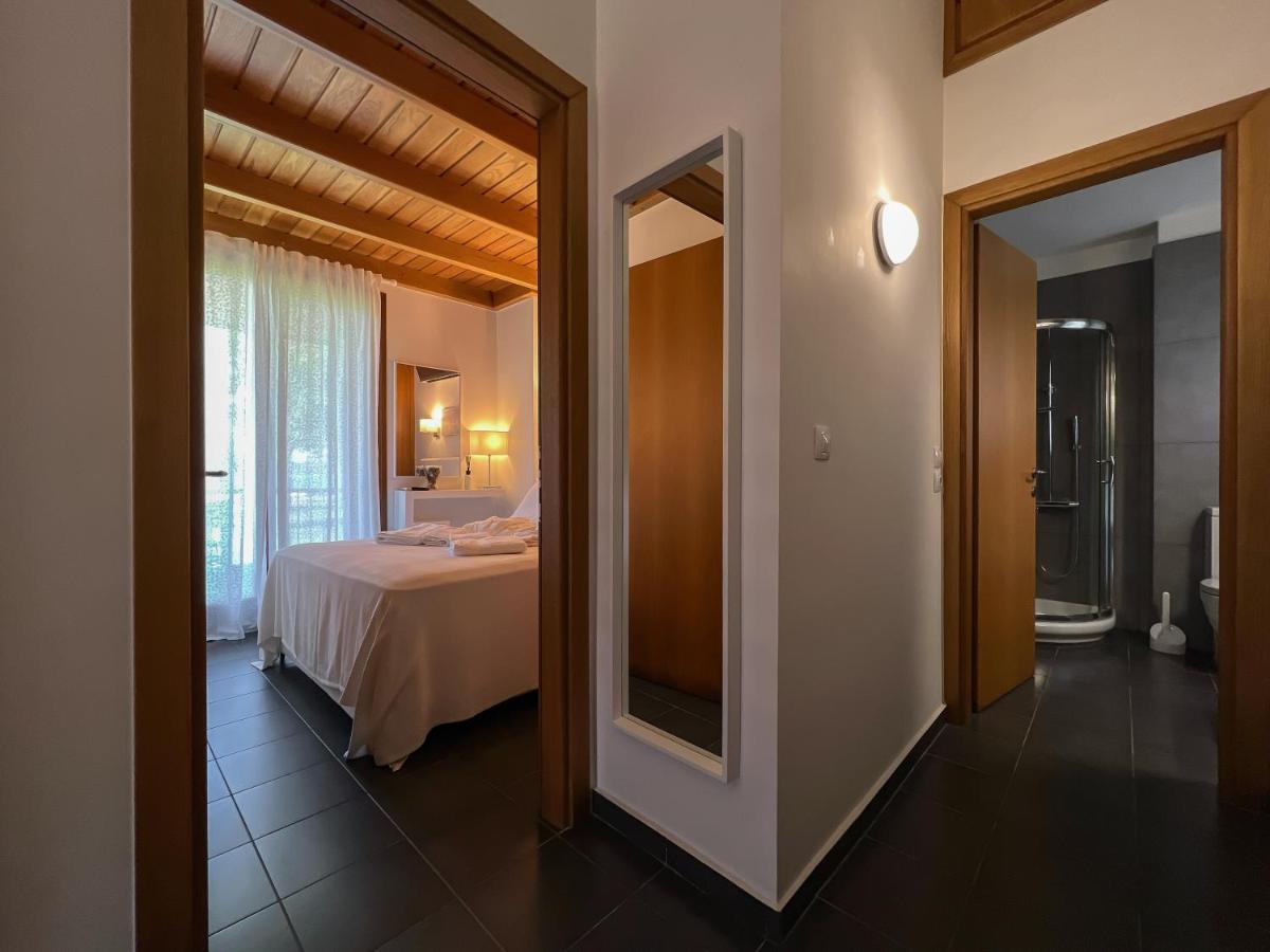 Heaven Luxury Villa Nea Roda Dış mekan fotoğraf