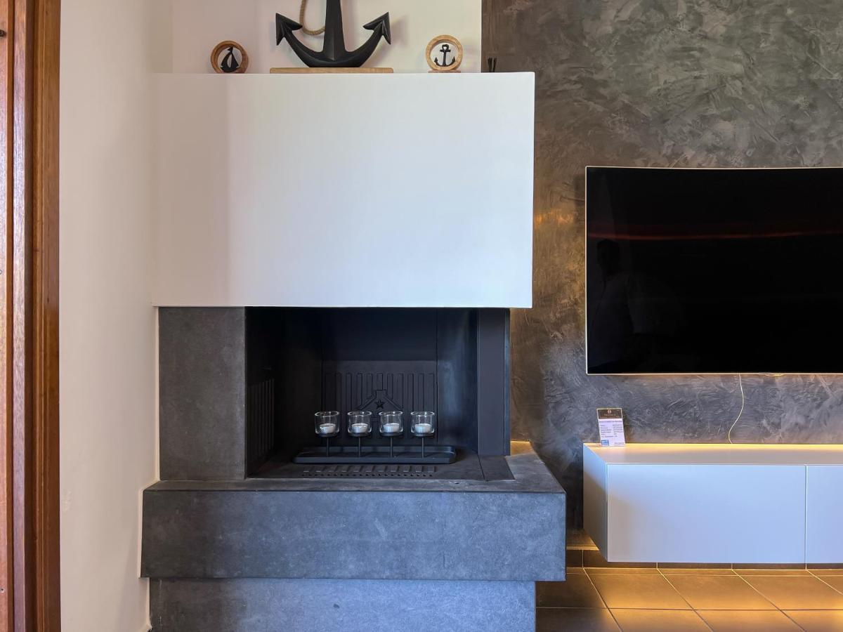 Heaven Luxury Villa Nea Roda Dış mekan fotoğraf