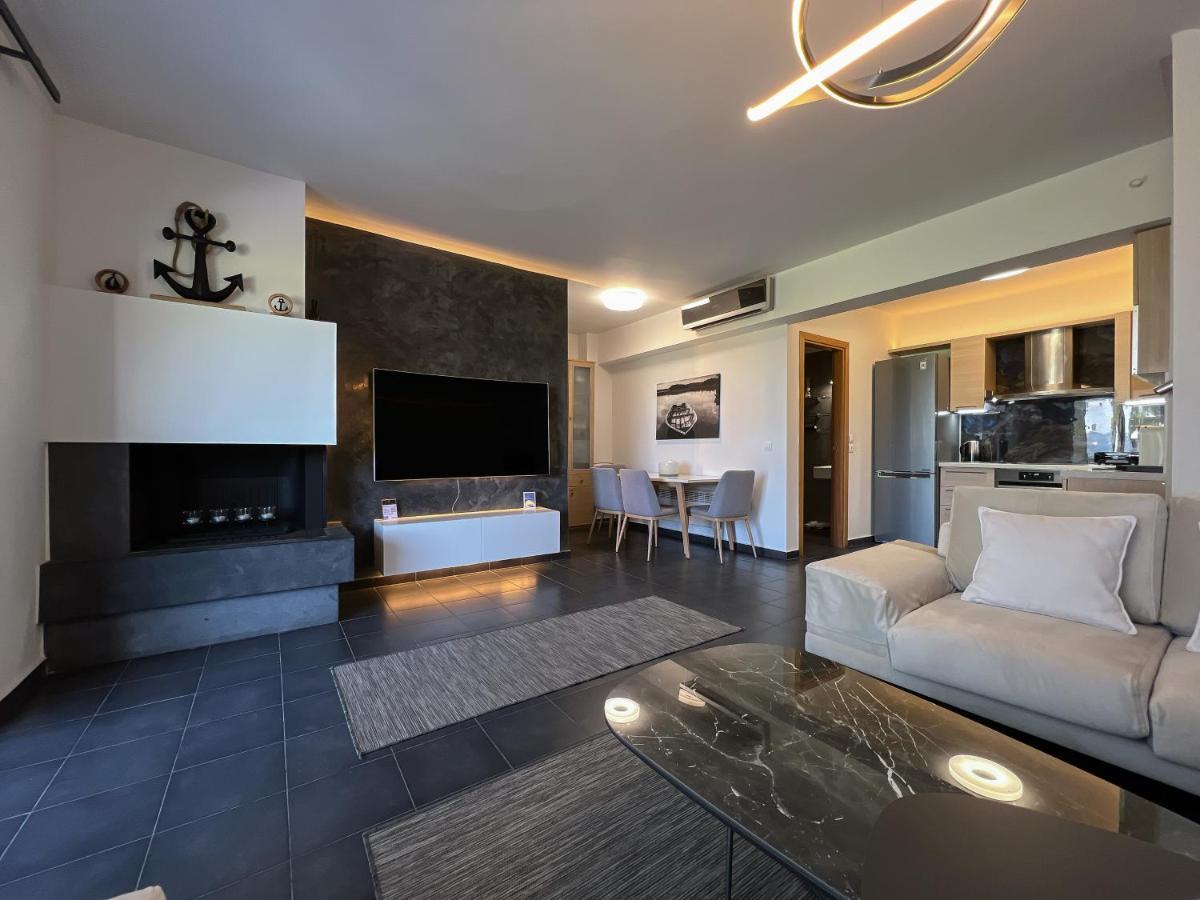 Heaven Luxury Villa Nea Roda Dış mekan fotoğraf