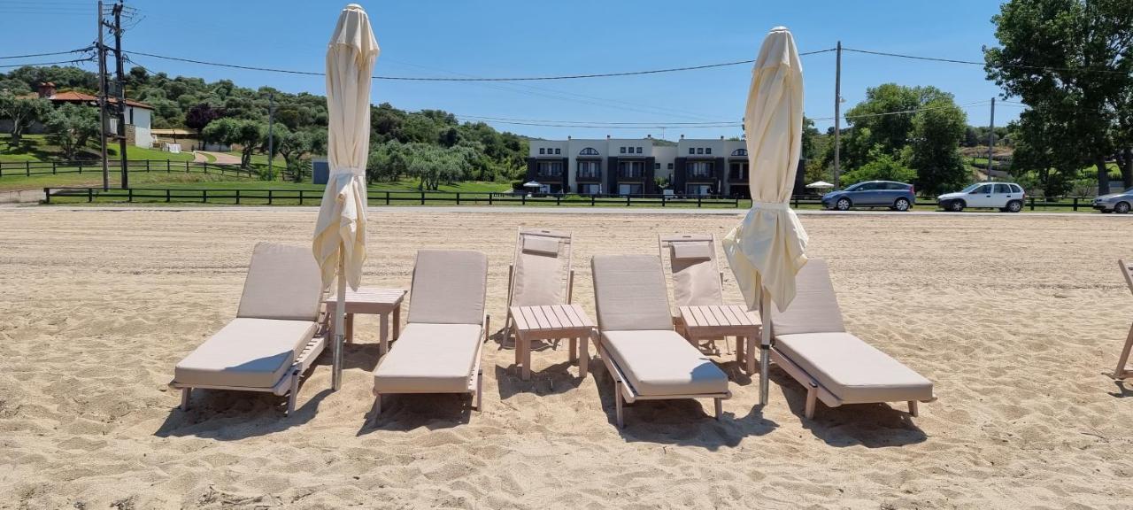 Heaven Luxury Villa Nea Roda Dış mekan fotoğraf